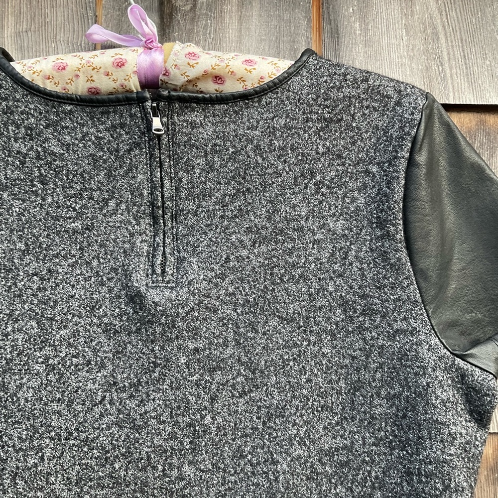Talbots Top - Picture 6 of 7
